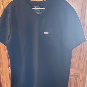 Figs Technical Collection Black V-Neck Men's Scrub Top Nursing Uniform Pocket